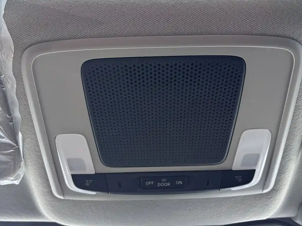 Honda Vezel 2023 1.5L CVT Tech Edition