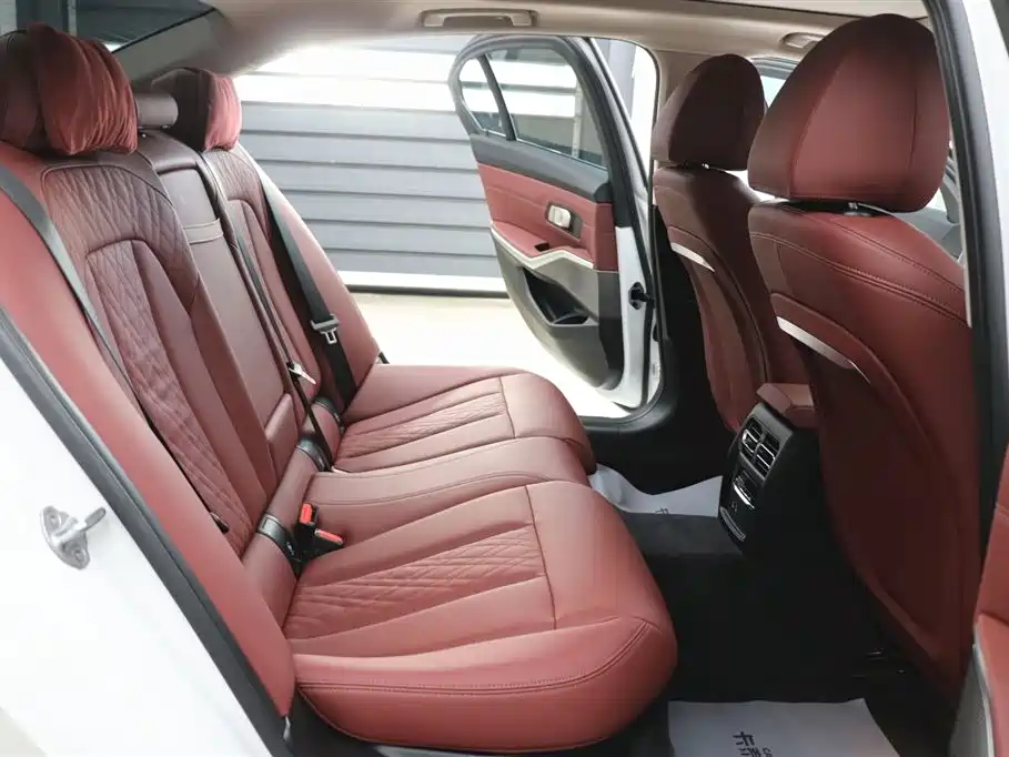 BMW 3 Series 2024 325Li M Sport Package - фото 23