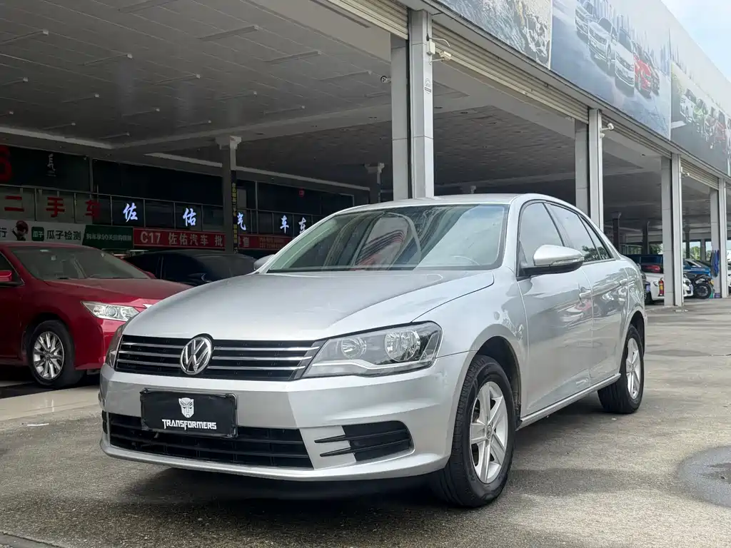 Volkswagen Bora 2015 Value Edition 1.6L Automatic Fashion