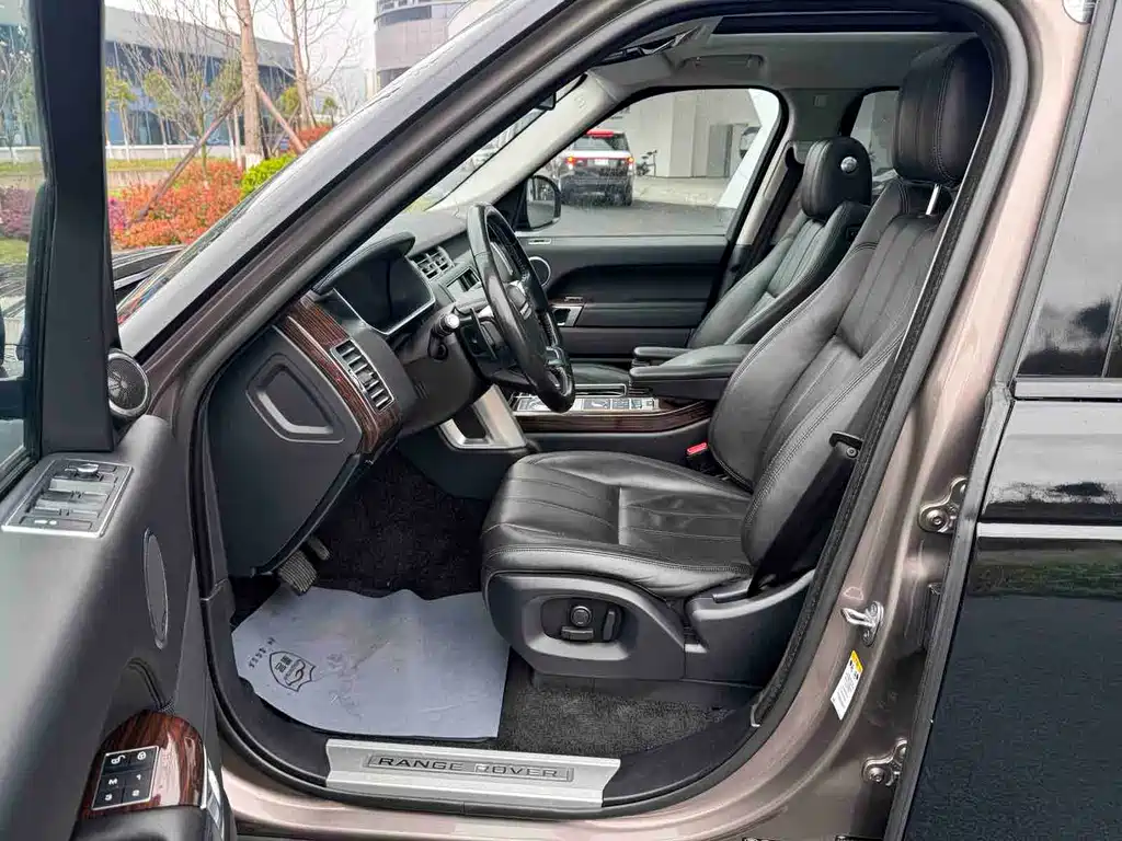 2016 Land Rover Range Rover 3.0 SC V6 Vogue LWB