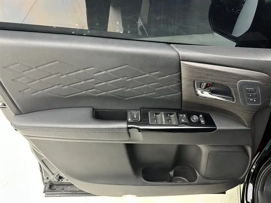 Honda Elysion 2022 2.0L e:HEV Supreme Edition