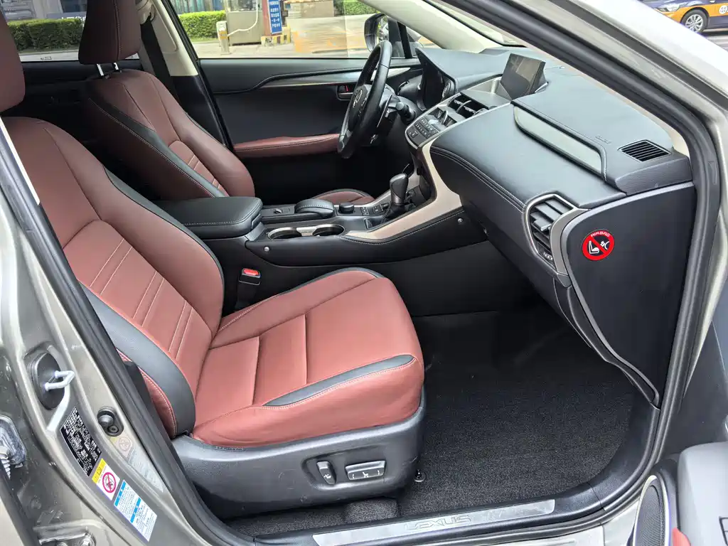 Lexus NX 2015 200t AWD F Sport