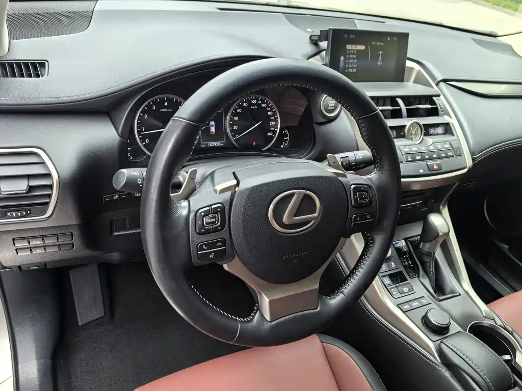 Lexus NX 2015 200t AWD F Sport