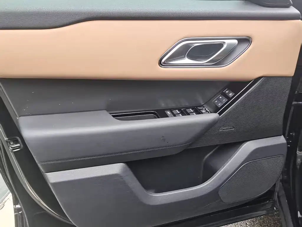 Range Rover Velar 2025 Dynamic HSE
