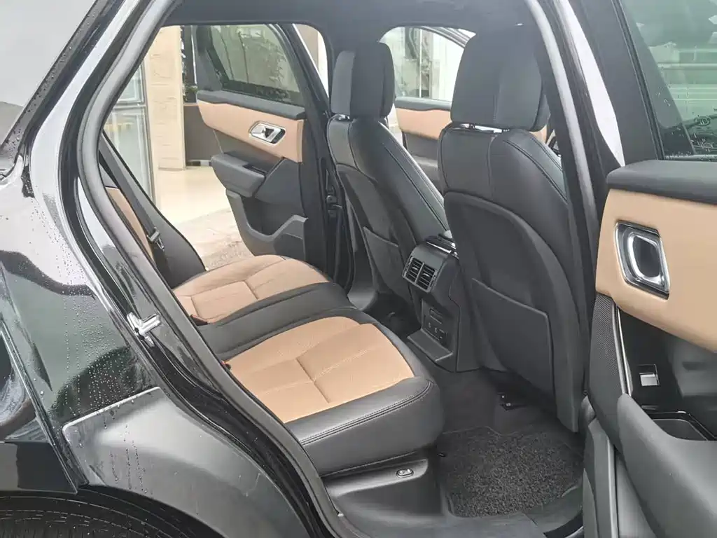 Range Rover Velar 2025 Dynamic HSE