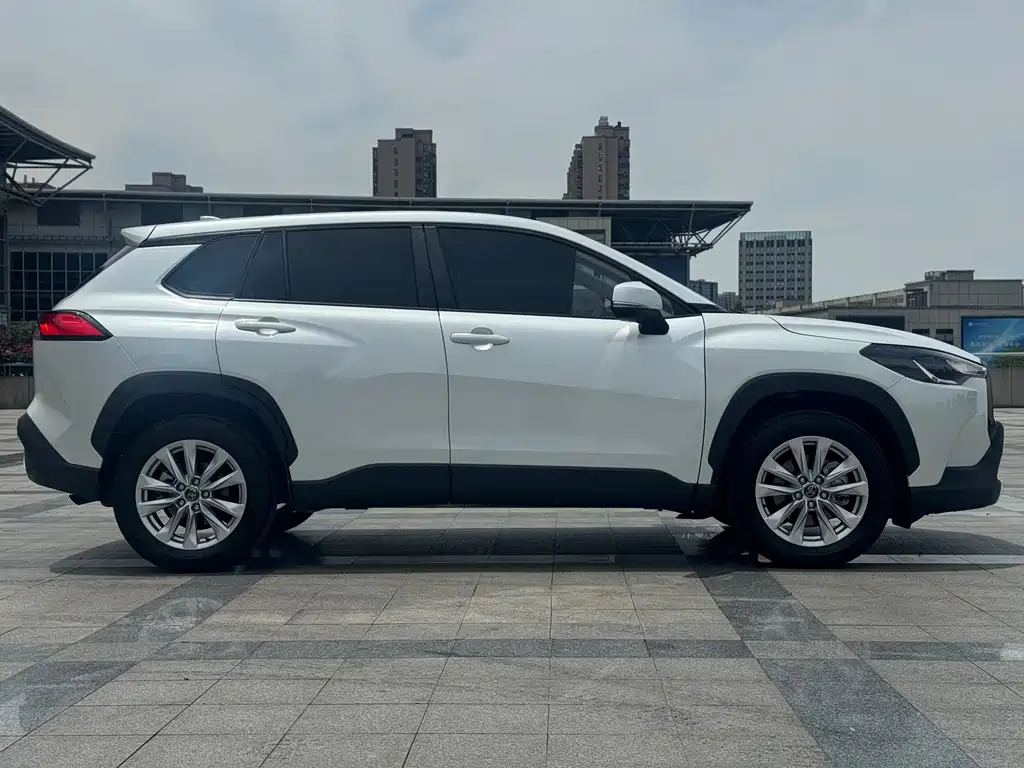 Toyota Corolla Cross 2024 2.0L Pioneer Edition