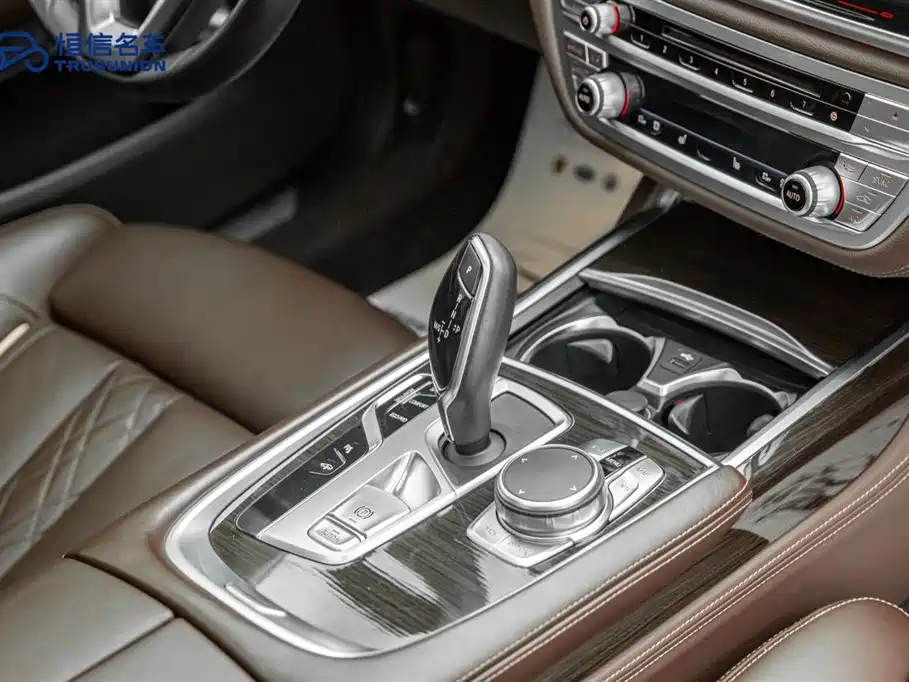 BMW 7 Series 2019 730Li Luxury Package