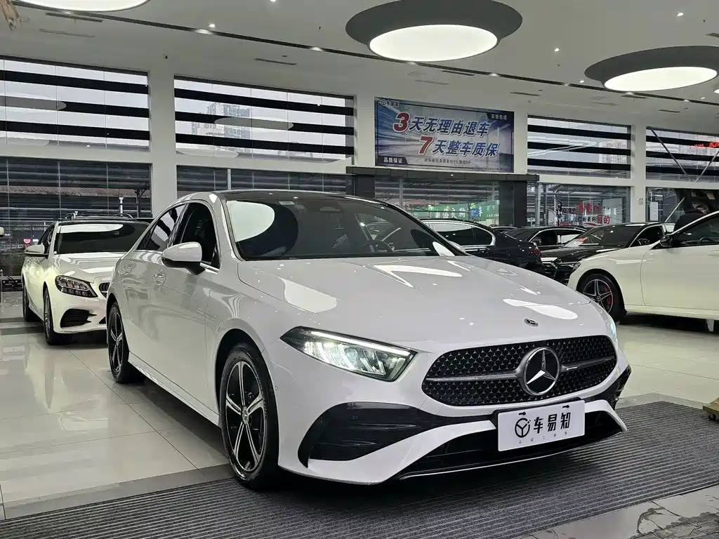 Mercedes-Benz A-Class 2023 A 200 L Fashion Edition