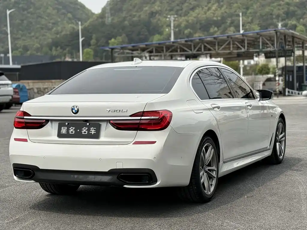 BMW 7 Series 2018 730Li Exclusive Edition M Sport Package