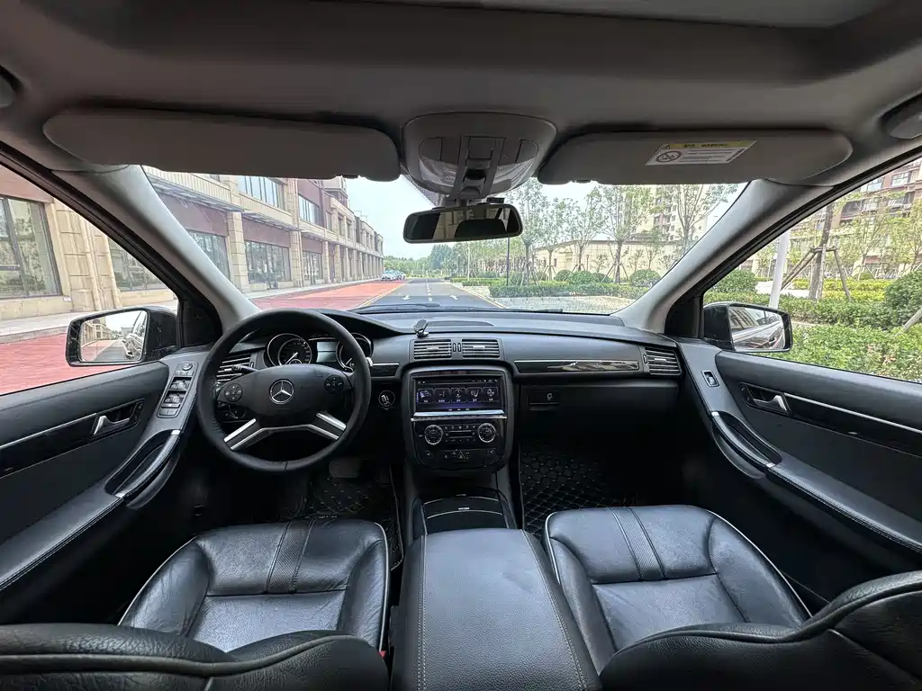 Mercedes-Benz R-Class 2017 R 320 4MATIC Business Edition Final Edition