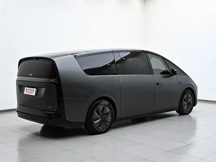 Li Auto MEGA 2025 model Home Family Special Edition