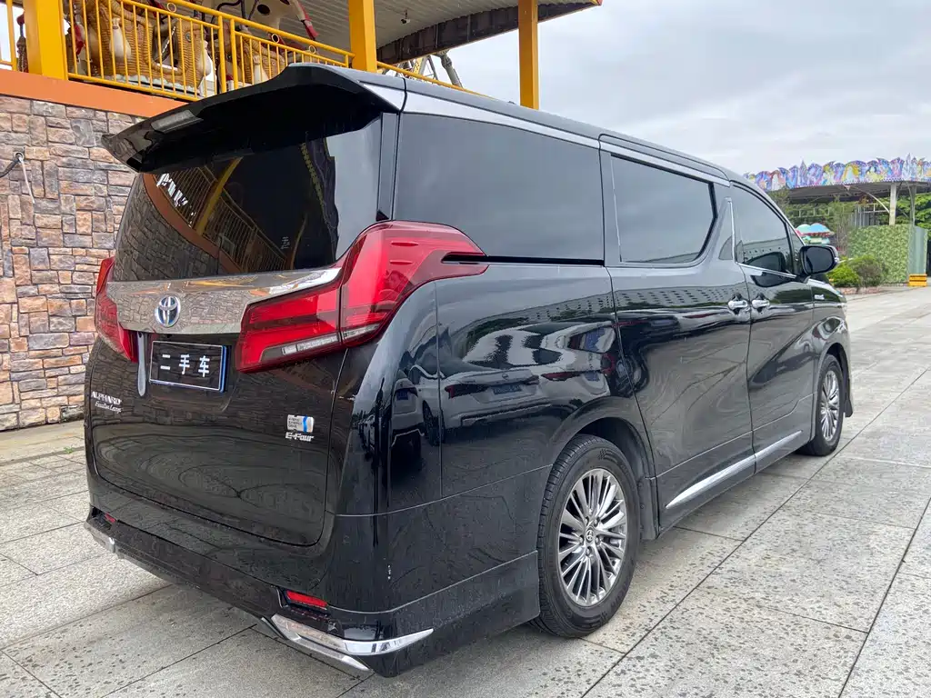 Alphard 2021 Hybrid 2.5L Premium Edition