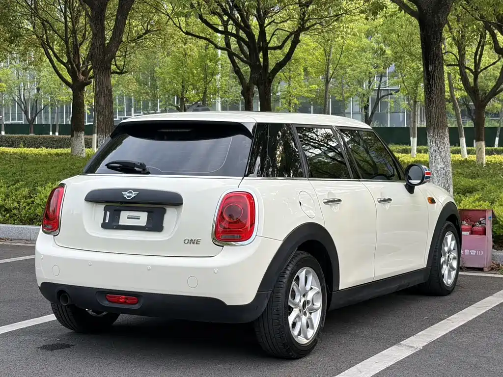 MINI 2018 1.5T ONE 5-Door