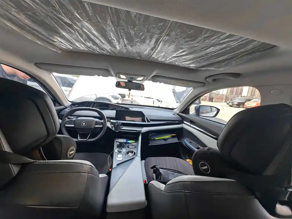 Changan UNI-V iDD 2023 1.5T 113km Zhiqu Edition (Feikuai Edition)