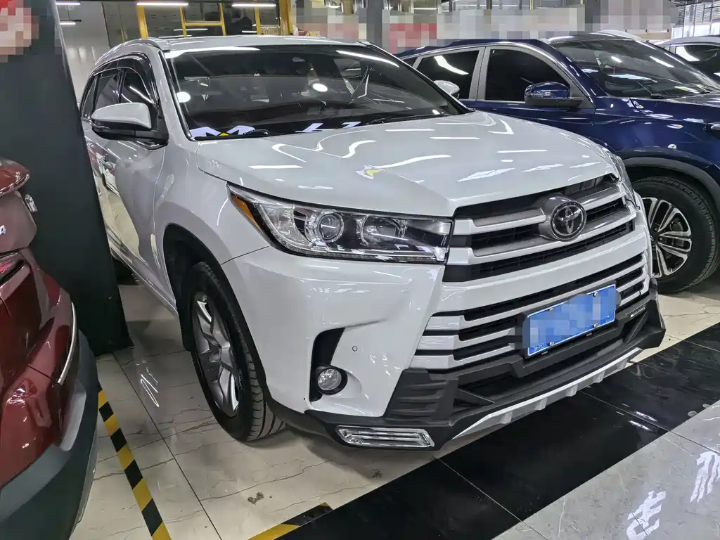 Highlander 2018 2.0T AWD Luxury Edition 7-Seater China VI