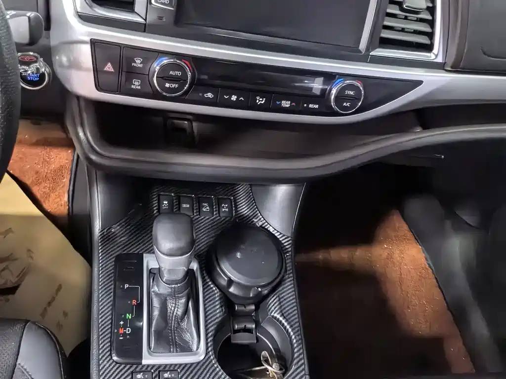 Highlander 2018 2.0T AWD Luxury Edition 7-Seater China VI