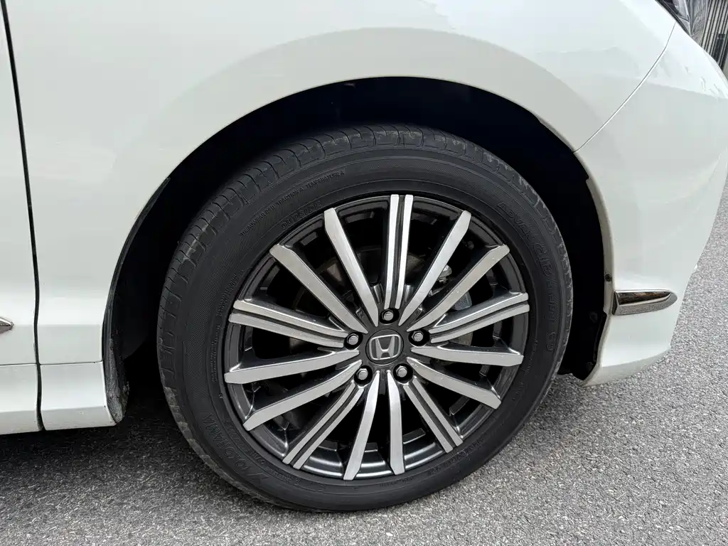 Elysion 2022 2.0L e:HEV Luxury Edition