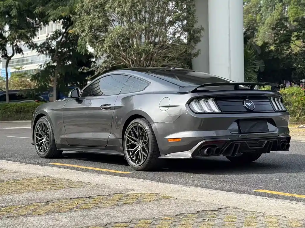 Mustang 2020 2.3L EcoBoost Obsidian Phantom Special Edition
