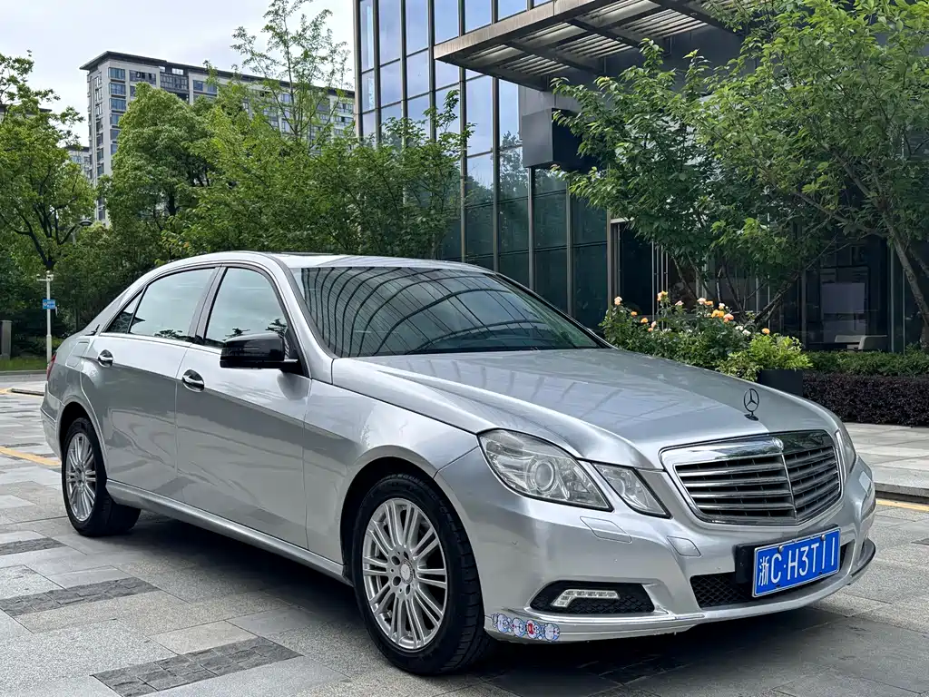 Mercedes-Benz E-Class 2010 E 260 L CGI Elegance