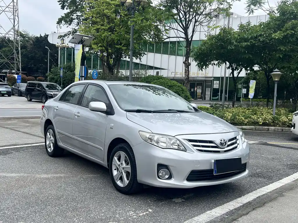 Corolla 2011 1.8L CVT GL-i