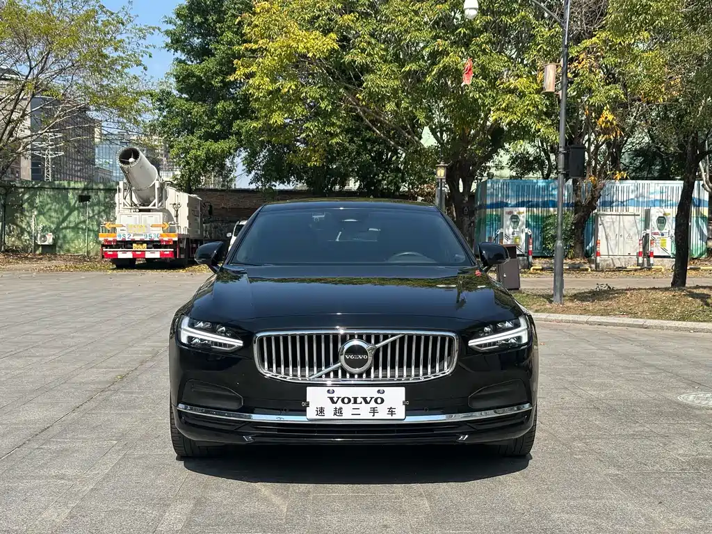 Volvo S90 2022 B5 Zhiyuan Luxury Edition