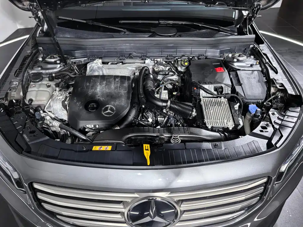 Mercedes-Benz GLB 200 2024