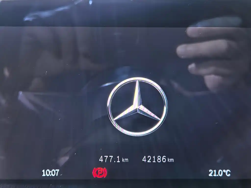 Mercedes-Benz GLB 200 2024