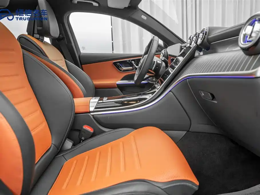 Mercedes-Benz GLC Coupe 2025 GLC 300 4MATIC Coupe SUV