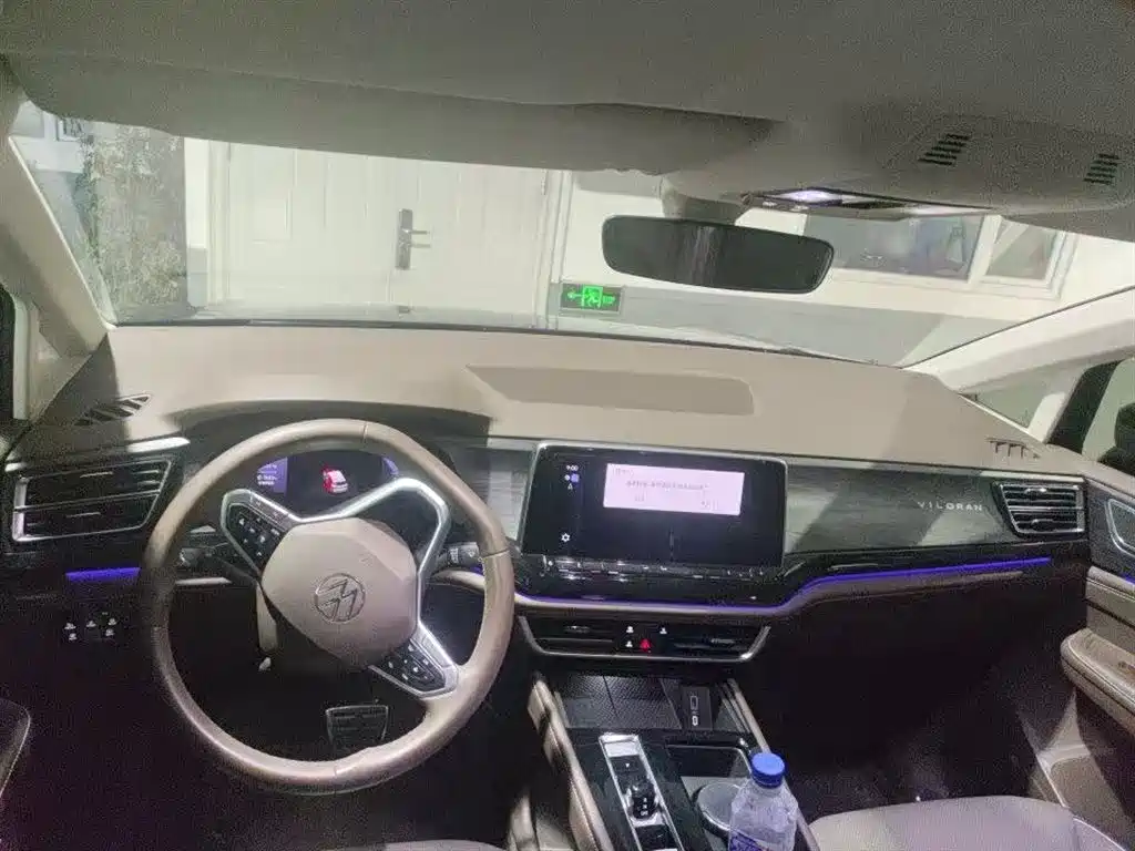 Viloran 2023 380TSI Prestige Edition