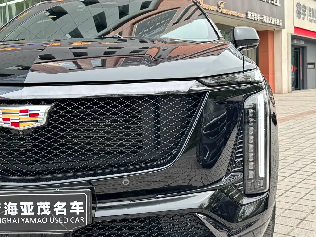 Cadillac XT5 2025 2.0T Premium Edition