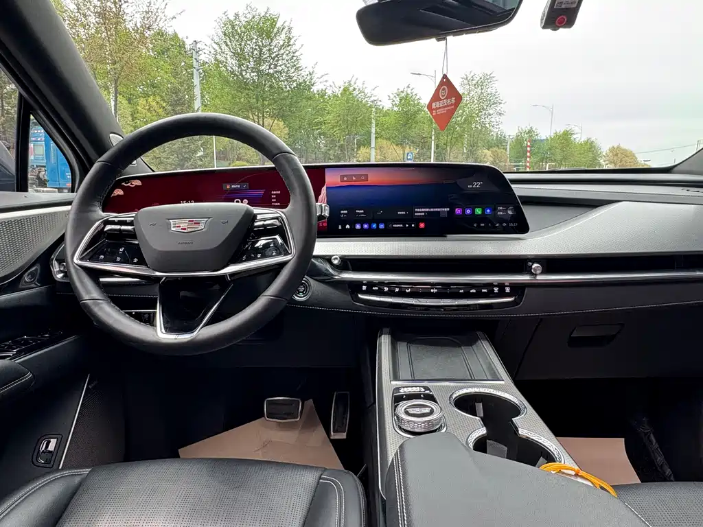 Cadillac XT5 2025 2.0T Premium Edition