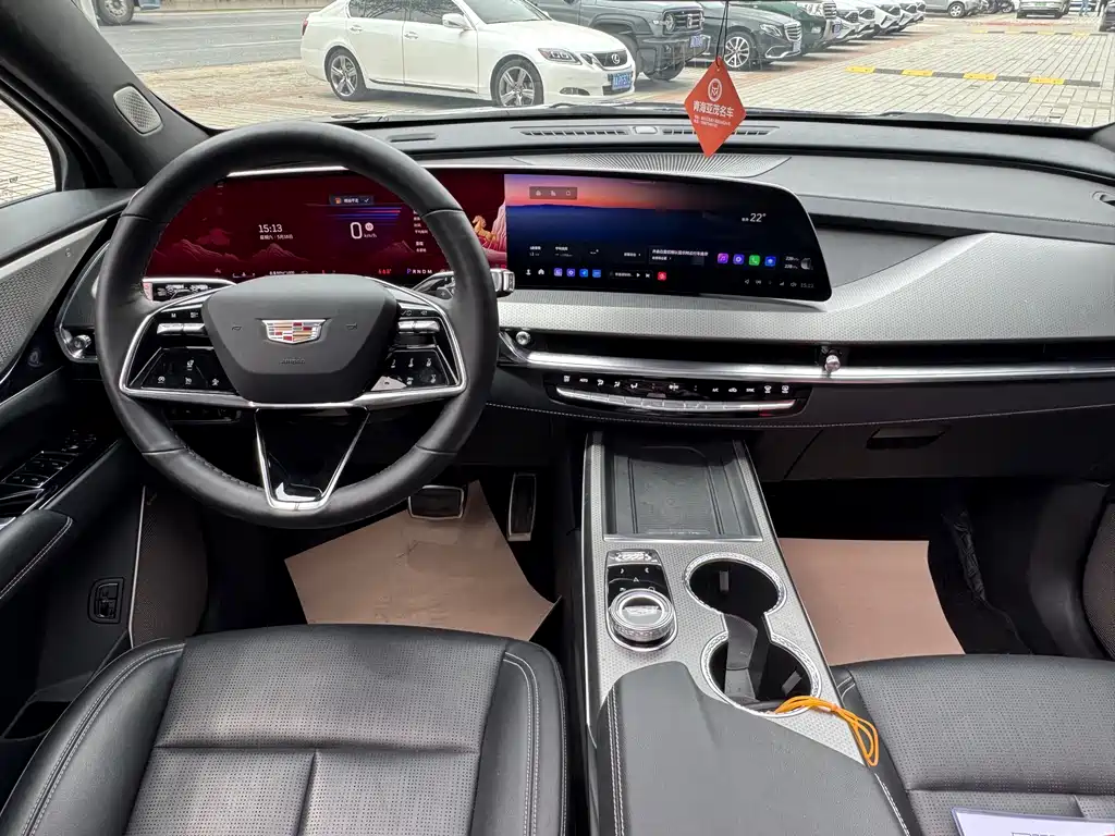 Cadillac XT5 2025 2.0T Premium Edition