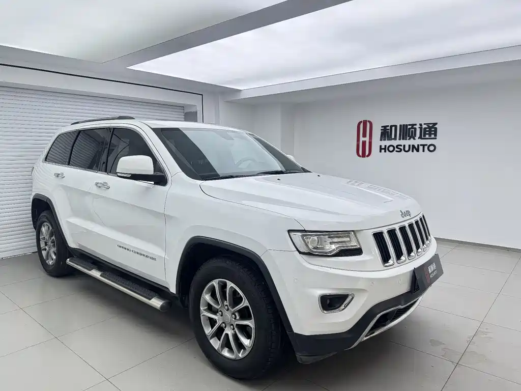Jeep Grand Cherokee 2015 3.0L Luxury Navigation Edition