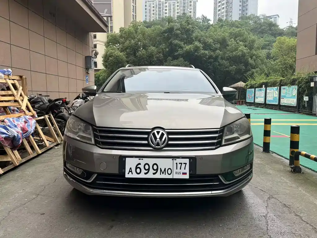 Volkswagen Magotan 2012 Estate 2.0 TSI Comfortline