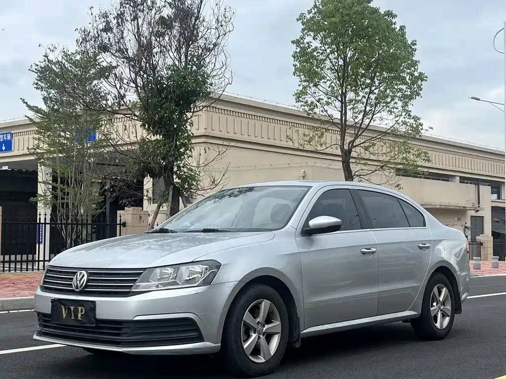 Lavida 2015 1.6L Automatic Fashion Edition