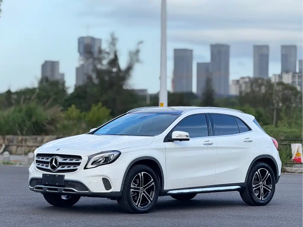 Mercedes-Benz GLA 2018 GLA 200 Fashion Edition