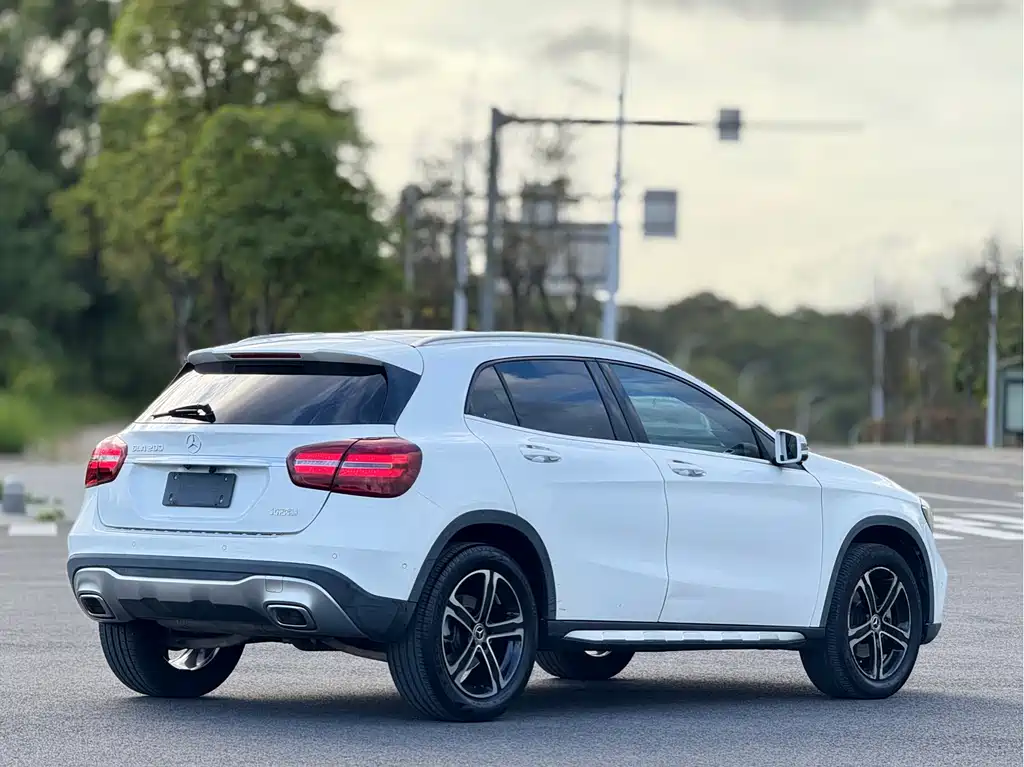 Mercedes-Benz GLA 2018 GLA 200 Fashion Edition