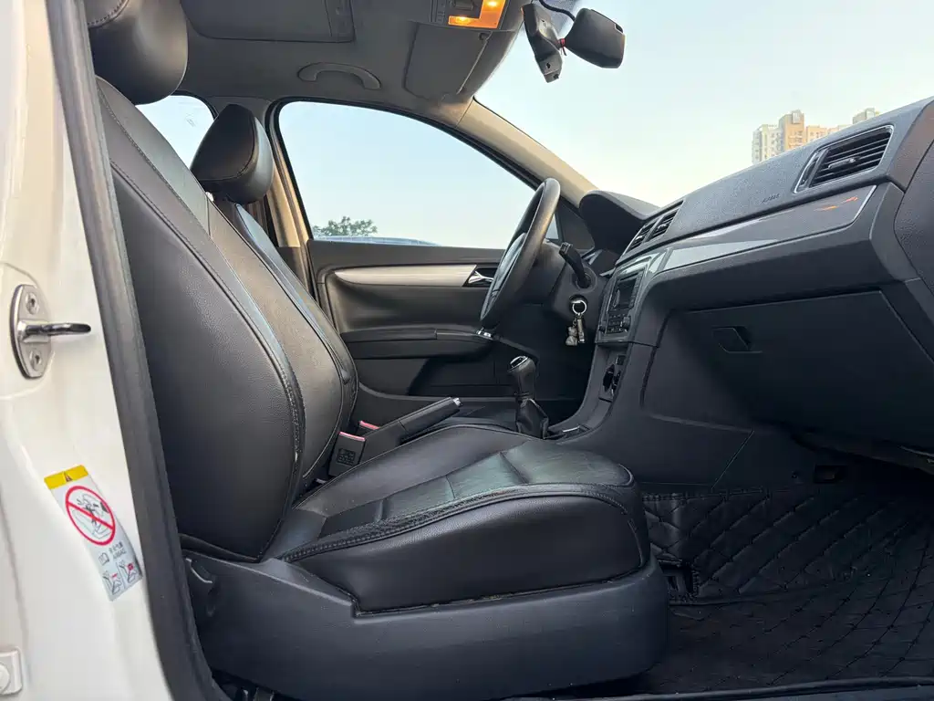 Gran Lavida 2013 1.6L Manual Comfort