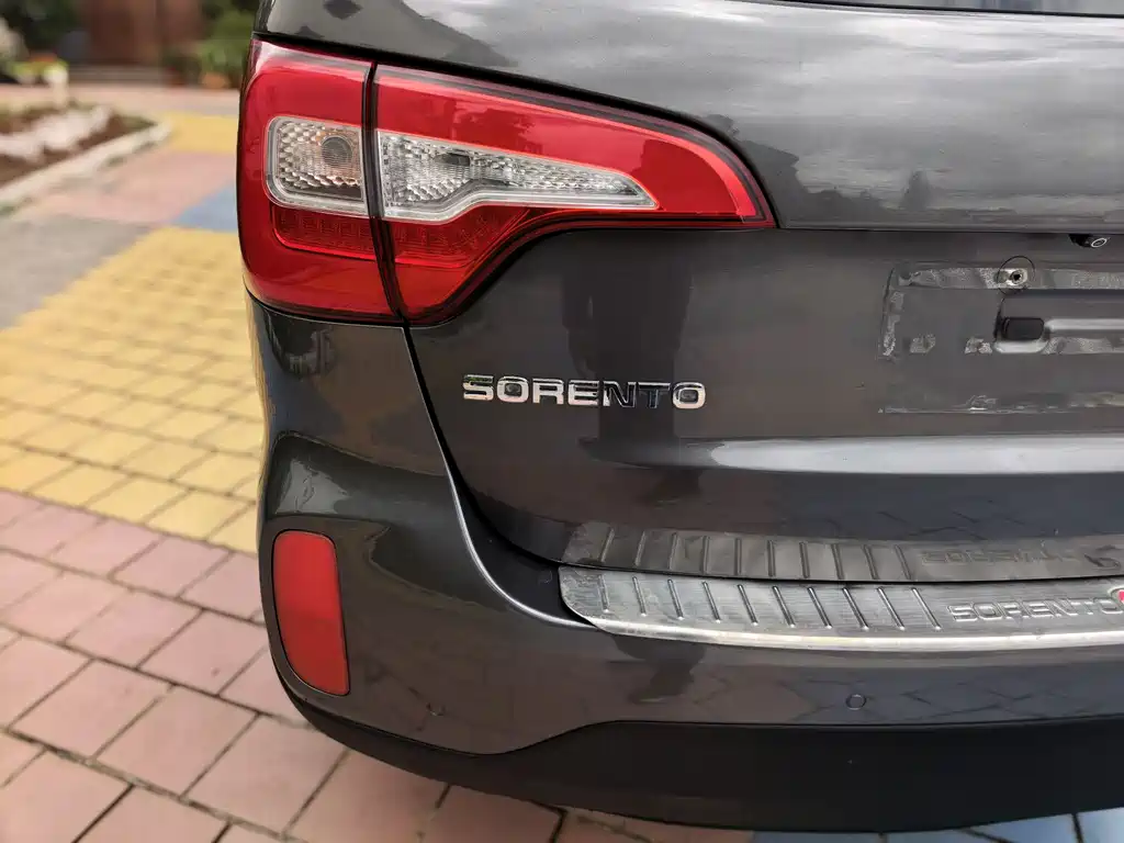 Sorento 2013 2.2T 7-Seater Diesel Luxury Edition