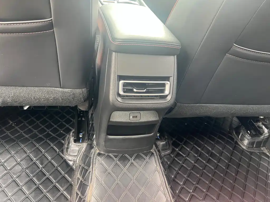Changan Eado PLUS 2023 Blue Whale NE 1.4T GDI DCT Premium Edition
