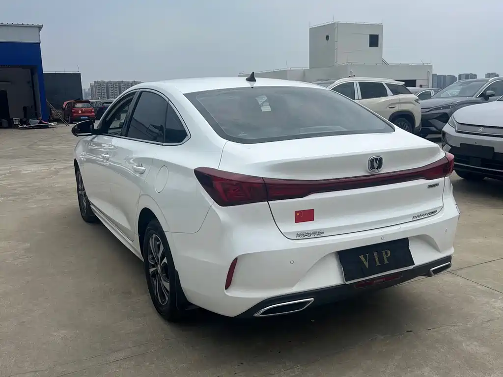 Changan Eado PLUS 2023 Blue Whale NE 1.4T GDI DCT Premium Edition
