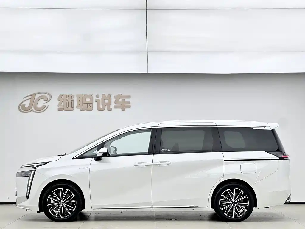 GAC Trumpchi E8 PHEV 2024 150km Longteng Guanghui Edition