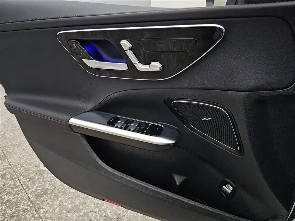 Mercedes-Benz C-Class 2023 C 200 L Sport