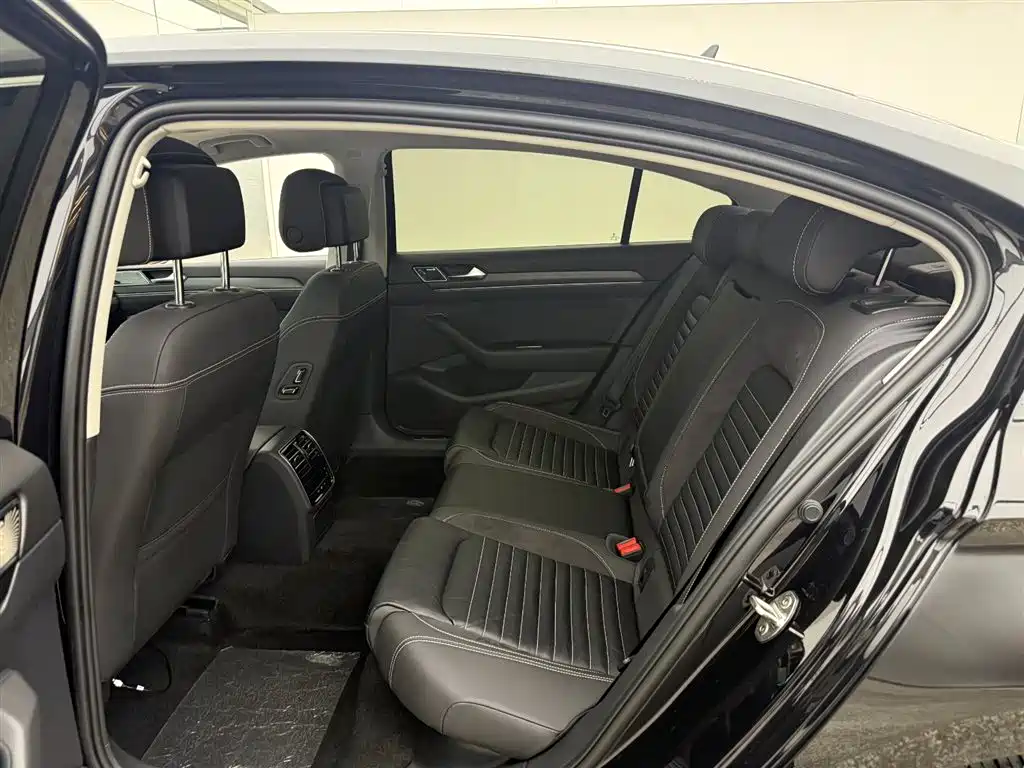 Magotan 2020 330TSI DSG Leading Edition