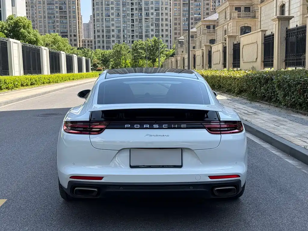 2017 Porsche Panamera Executive Long Wheelbase 3.0T