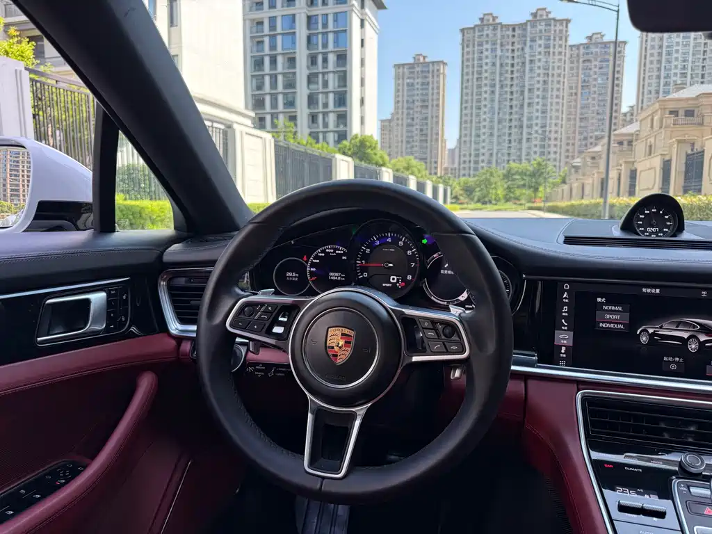 2017 Porsche Panamera Executive Long Wheelbase 3.0T