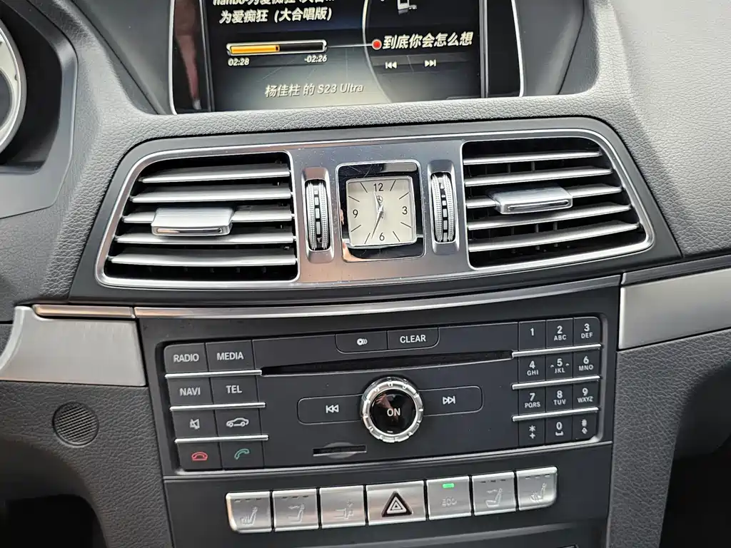 Mercedes-Benz E-Class (Import) 2014 E 260 Cabriolet