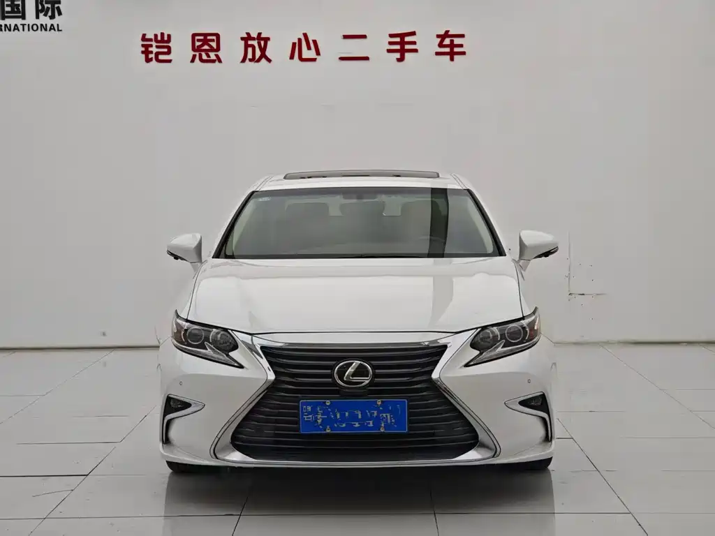 Lexus ES 2015 200 Elite Edition