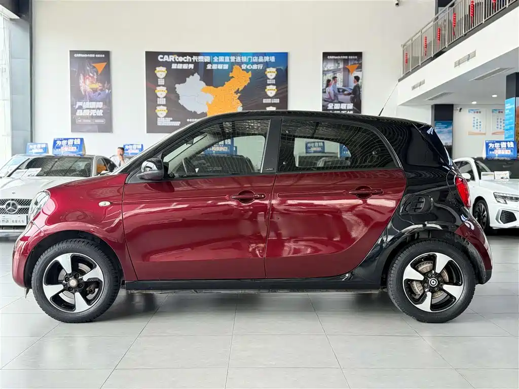 smart forfour 2018 0.9T 66kW Pioneer Edition