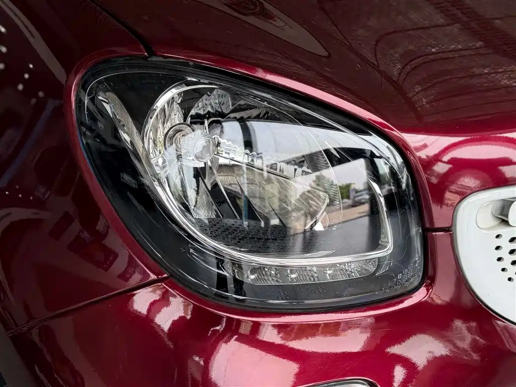 smart forfour 2018 0.9T 66kW Pioneer Edition